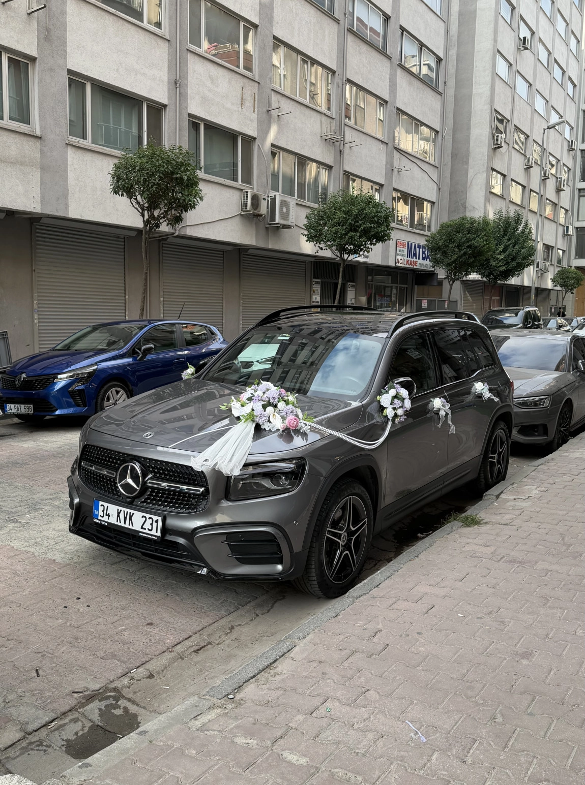 Lila Renk Yapay Model Gelin Arabası Setimiz 