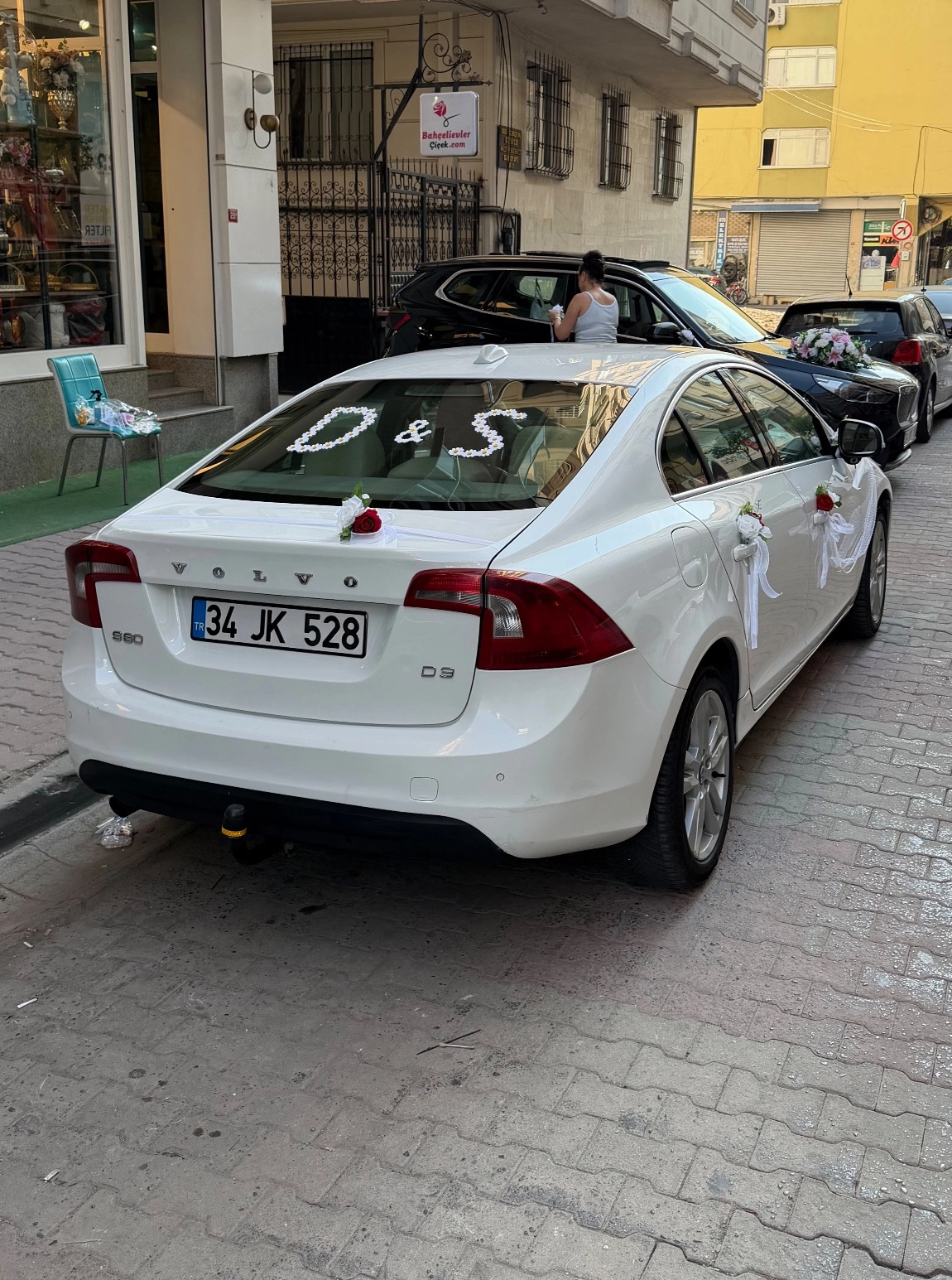 Yapay Model Gelin Arabası Setimiz Kırmızı